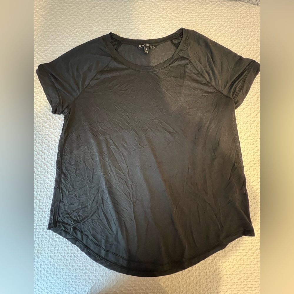 lightweight black T